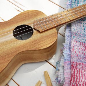 palo santo ukelele (massief hout) + magic mantra membership